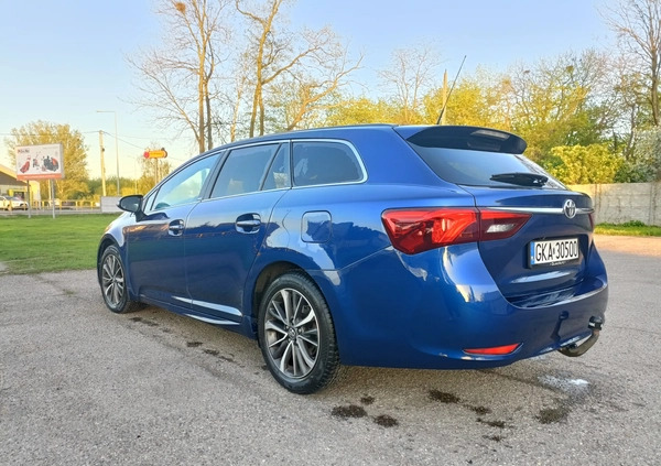 Toyota Avensis cena 44300 przebieg: 211000, rok produkcji 2016 z Ostrołęka małe 79